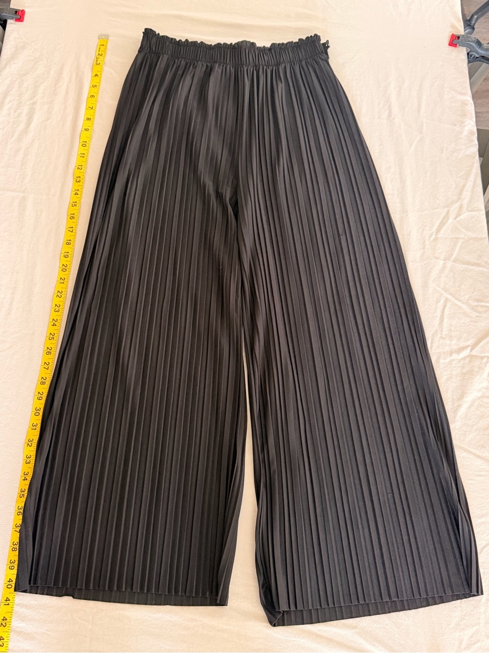 Jon & Anna Black Pleated Wide-Leg Women’s Pants with Elastic Waist